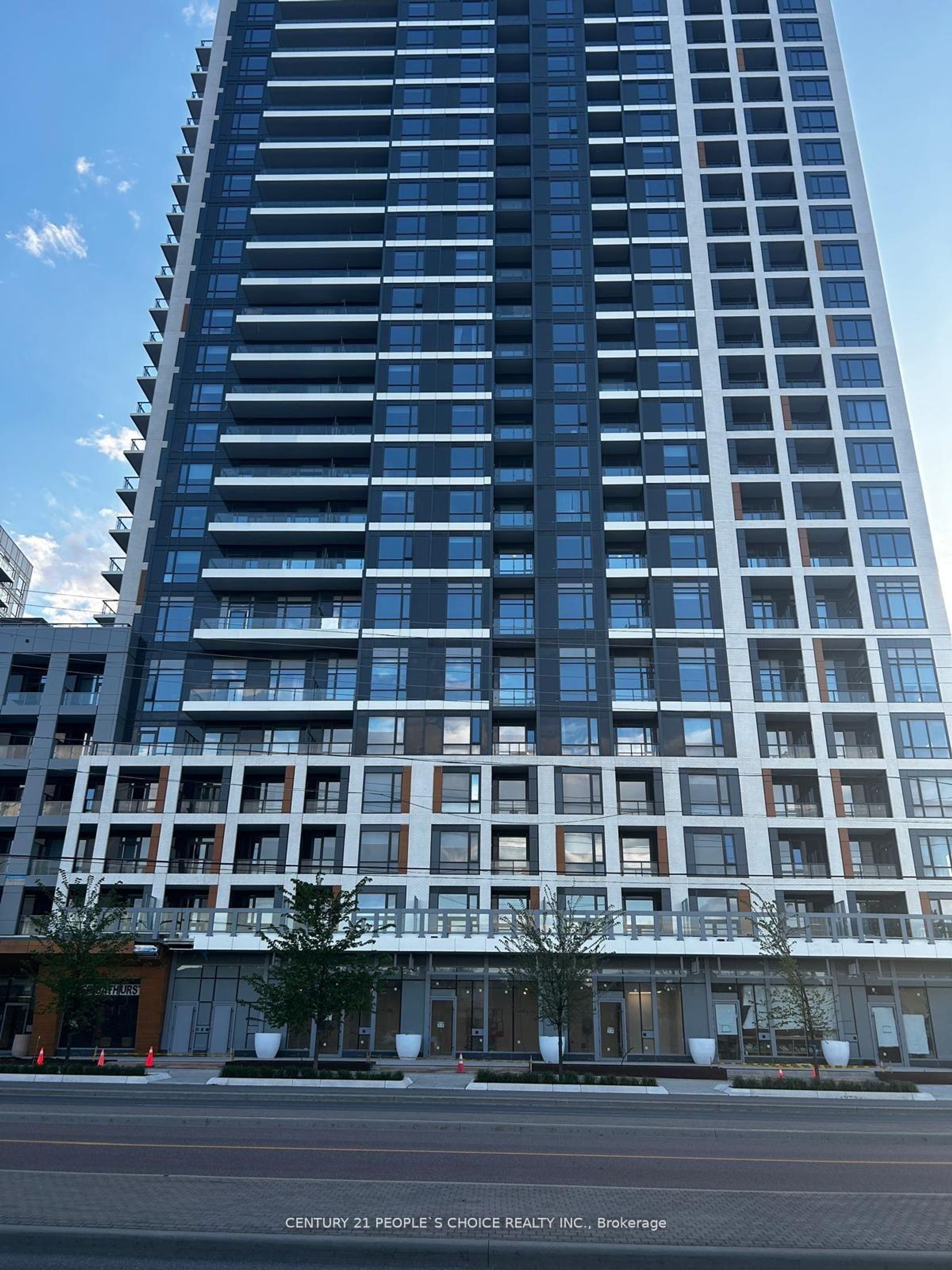 1807 - 7950 Bathurst Street, Beverley Glen, Vaughan 