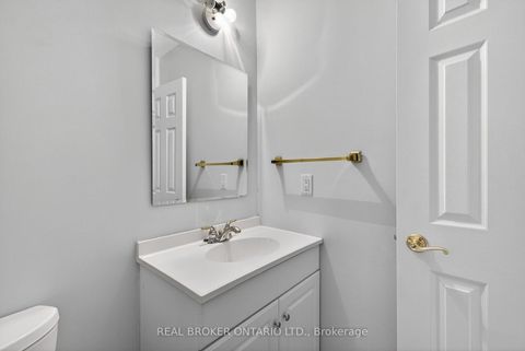 Photo 10 at 28 Blyth Street W, Oak Ridges, Richmond Hill