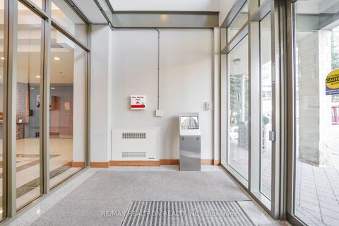 Photo 4 at 511 - 256 Doris Avenue, Willowdale East, Toronto