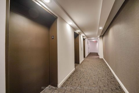 Photo 13 at 511 - 256 Doris Avenue, Willowdale East, Toronto
