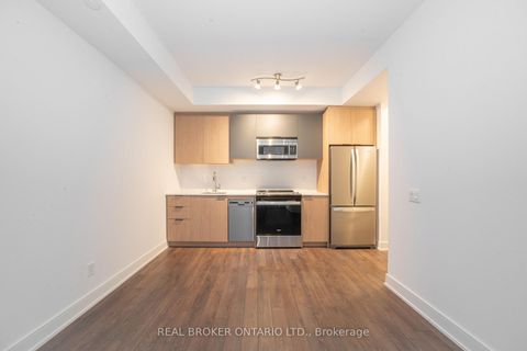 Photo 4 at 327 - 1350 Ellesmere Road, Bendale, Toronto