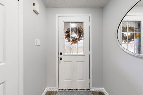 Photo 17 at 6 Aconley Court, Georgian Drive, Barrie