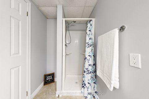 Photo 39 at 6 Aconley Court, Georgian Drive, Barrie