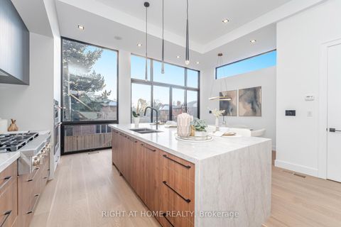 Photo 10 at 289 Valermo Drive, Alderwood, Toronto