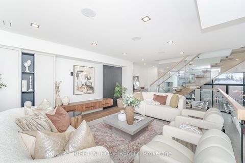 Photo 18 at 289 Valermo Drive, Alderwood, Toronto