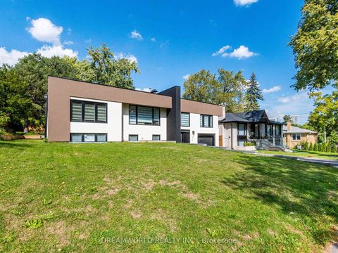 Photo 1 at 22 Yorkleigh Avenue, Humber Heights, Toronto