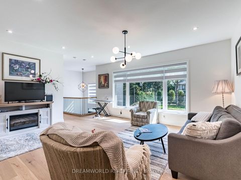 Photo 10 at 22 Yorkleigh Avenue, Humber Heights, Toronto