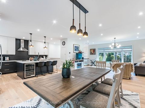 Photo 12 at 22 Yorkleigh Avenue, Humber Heights, Toronto