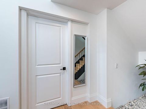 Photo 31 at 22 Yorkleigh Avenue, Humber Heights, Toronto