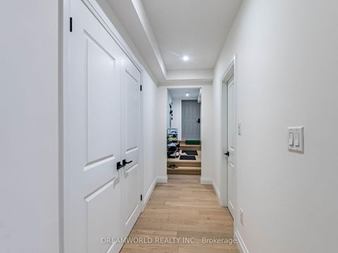 Photo 32 at 22 Yorkleigh Avenue, Humber Heights, Toronto