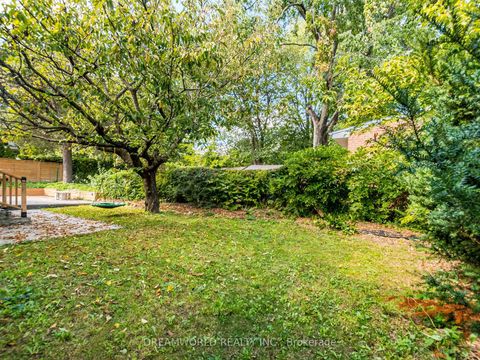 Photo 42 at 22 Yorkleigh Avenue, Humber Heights, Toronto