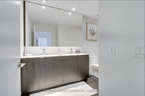 Photo 13 at 20 Edward Street, Bay Street Corridor, Toronto