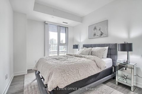 Photo 16 at 20 Edward Street, Bay Street Corridor, Toronto