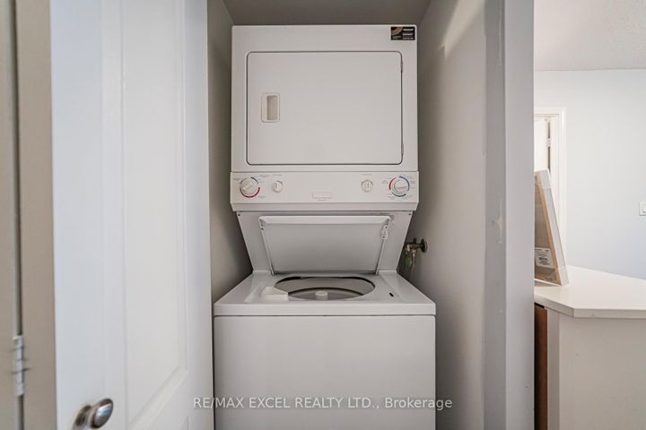 Photo 21 at 413 - 8 Rean Drive, Bayview Village, Toronto
