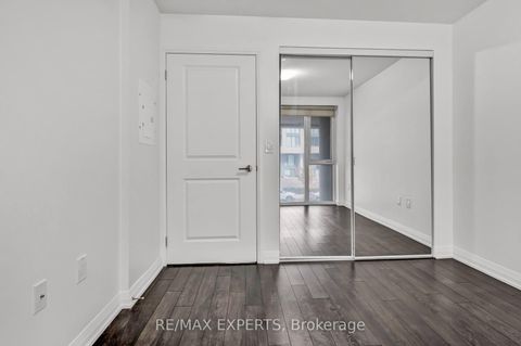 Photo 24 at 106 - 99 Eagle Rock Way, Rural Vaughan, Vaughan