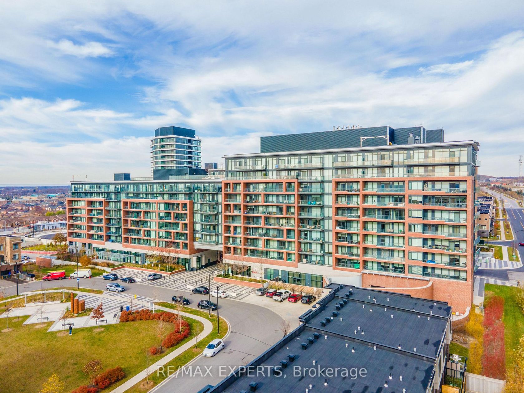 106 - 99 Eagle Rock Way, Rural Vaughan, Vaughan 
