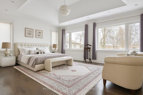 Photo 10 at 77 Tamworth Road, Willowdale West, Toronto