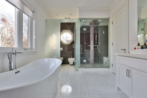 Photo 14 at 77 Tamworth Road, Willowdale West, Toronto
