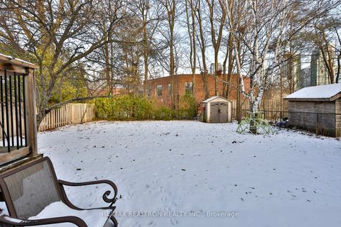 Photo 23 at 77 Tamworth Road, Willowdale West, Toronto