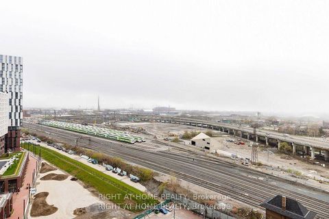 Photo 10 at 1405 - 390 Cherry Street, Waterfront Communities C8, Toronto