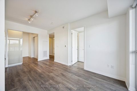 Photo 17 at 424 - 2301 Danforth Avenue, Danforth, Toronto