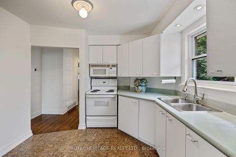 Photo 19 at 32 Beath Street, West Hill, Toronto