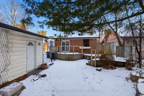 Photo 36 at 32 Beath Street, West Hill, Toronto