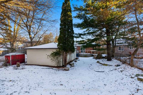 Photo 37 at 32 Beath Street, West Hill, Toronto