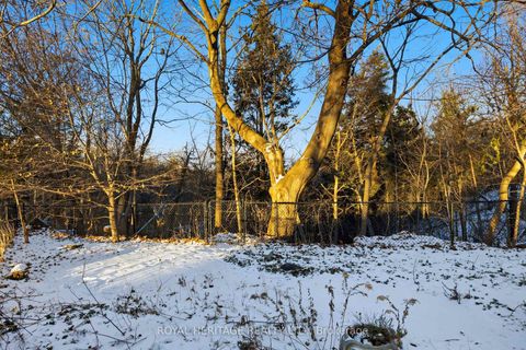 Photo 41 at 32 Beath Street, West Hill, Toronto