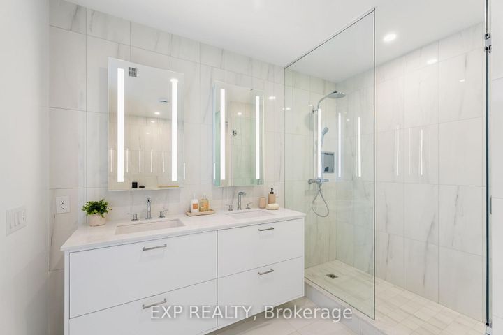 Photo 31 at 418 - 399 Royal Orchard Boulevard, Royal Orchard, Markham