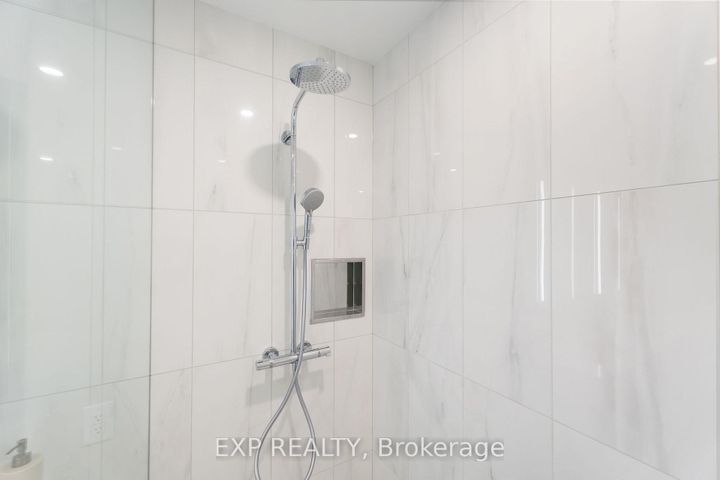 Photo 32 at 418 - 399 Royal Orchard Boulevard, Royal Orchard, Markham