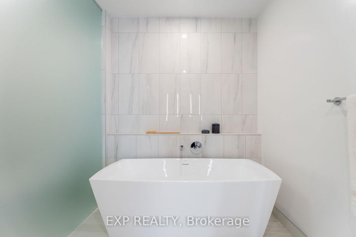 Photo 33 at 418 - 399 Royal Orchard Boulevard, Royal Orchard, Markham