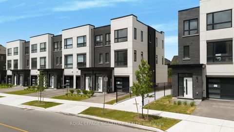 Photo 1 at 3047 Trailside Drive, GO Glenorchy, Oakville