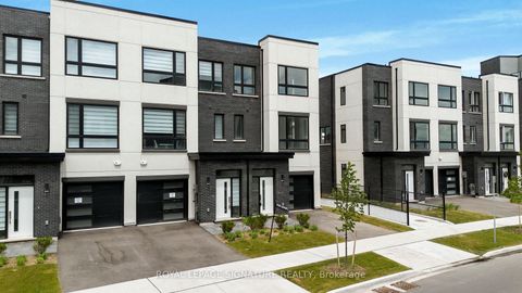 Photo 2 at 3047 Trailside Drive, GO Glenorchy, Oakville