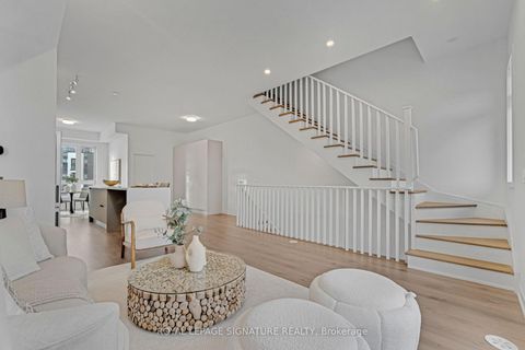 Photo 21 at 3047 Trailside Drive, GO Glenorchy, Oakville