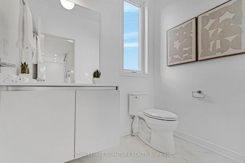 Photo 22 at 3047 Trailside Drive, GO Glenorchy, Oakville