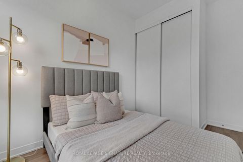 Photo 33 at 3047 Trailside Drive, GO Glenorchy, Oakville