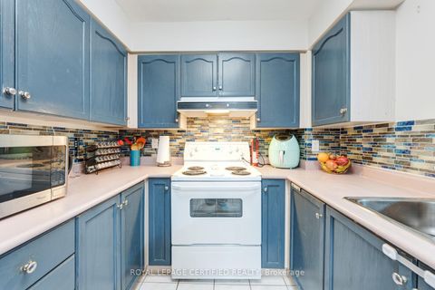 Photo 11 at 606 - 29 Northern Heights, Langstaff, Richmond Hill