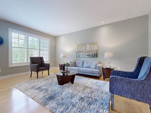 Photo 7 at 29 Tucker Court, Aurora Estates, Aurora