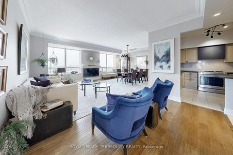 Photo 9 at LPH1 - 2 Clairtrell Road, Willowdale East, Toronto