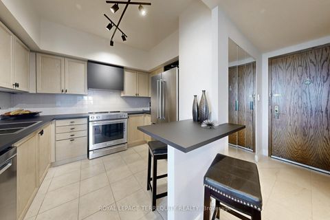 Photo 10 at LPH1 - 2 Clairtrell Road, Willowdale East, Toronto