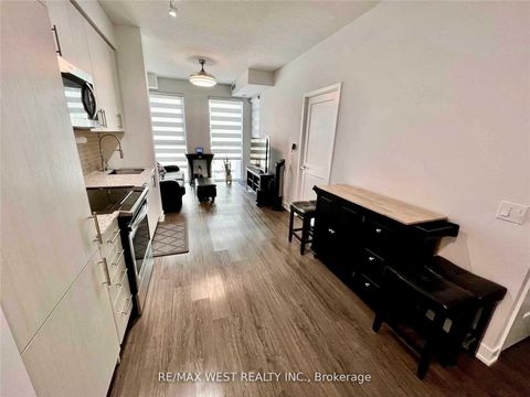 Photo 3 at 1606 - 4085 Parkside Village Drive, City Centre, Mississauga