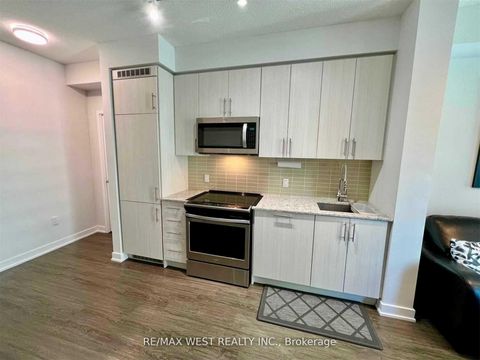 Photo 4 at 1606 - 4085 Parkside Village Drive, City Centre, Mississauga