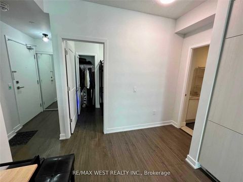 Photo 12 at 1606 - 4085 Parkside Village Drive, City Centre, Mississauga