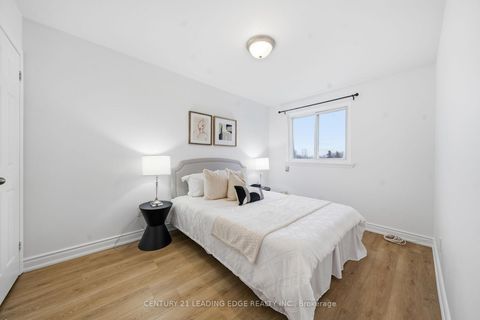 Photo 24 at 2 - 1310 Fieldlight Boulevard, Liverpool, Pickering