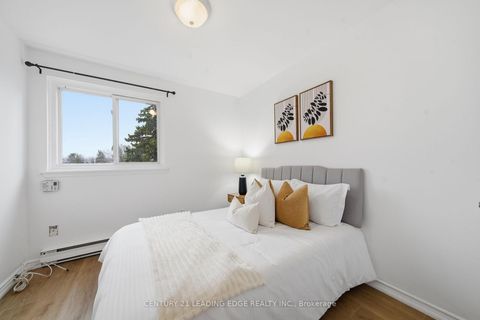 Photo 27 at 2 - 1310 Fieldlight Boulevard, Liverpool, Pickering