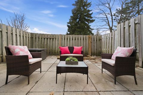 Photo 39 at 2 - 1310 Fieldlight Boulevard, Liverpool, Pickering