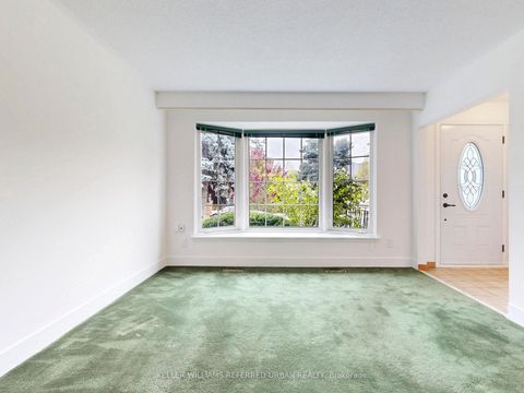 Photo 5 at 70 Crossbow Crescent, Pleasant View, Toronto