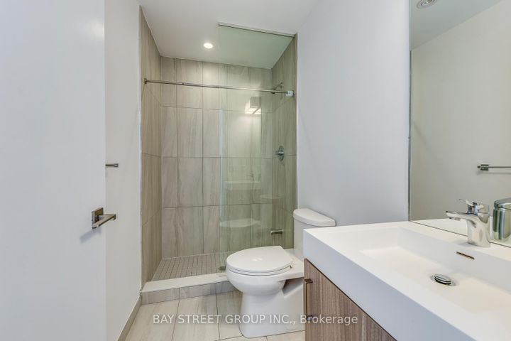 Photo 33 at 1601 - 17 Dundonald Street, Yonge Corridor, Toronto