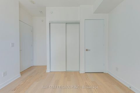 Photo 31 at 1601 - 17 Dundonald Street, Yonge Corridor, Toronto